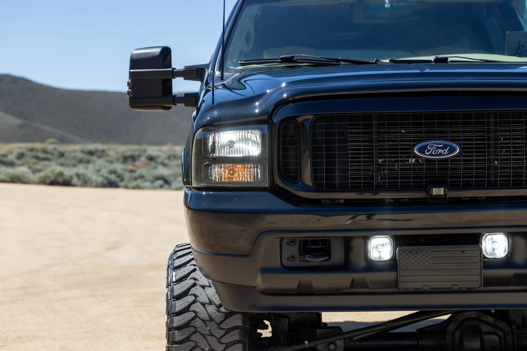 2002 Ford Excursion - Image 28 of 31