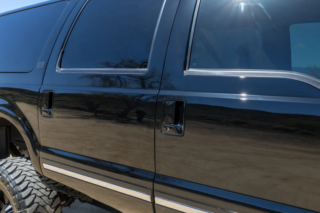 2002 Ford Excursion - Image 25 of 31