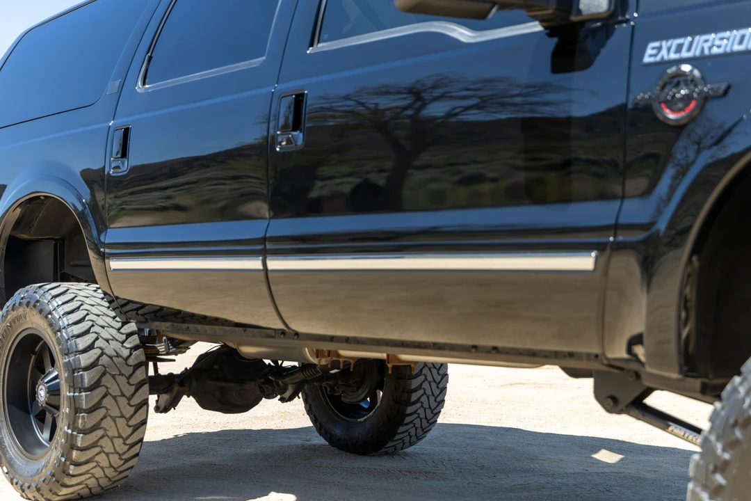 2002 Ford Excursion - Image 24 of 31