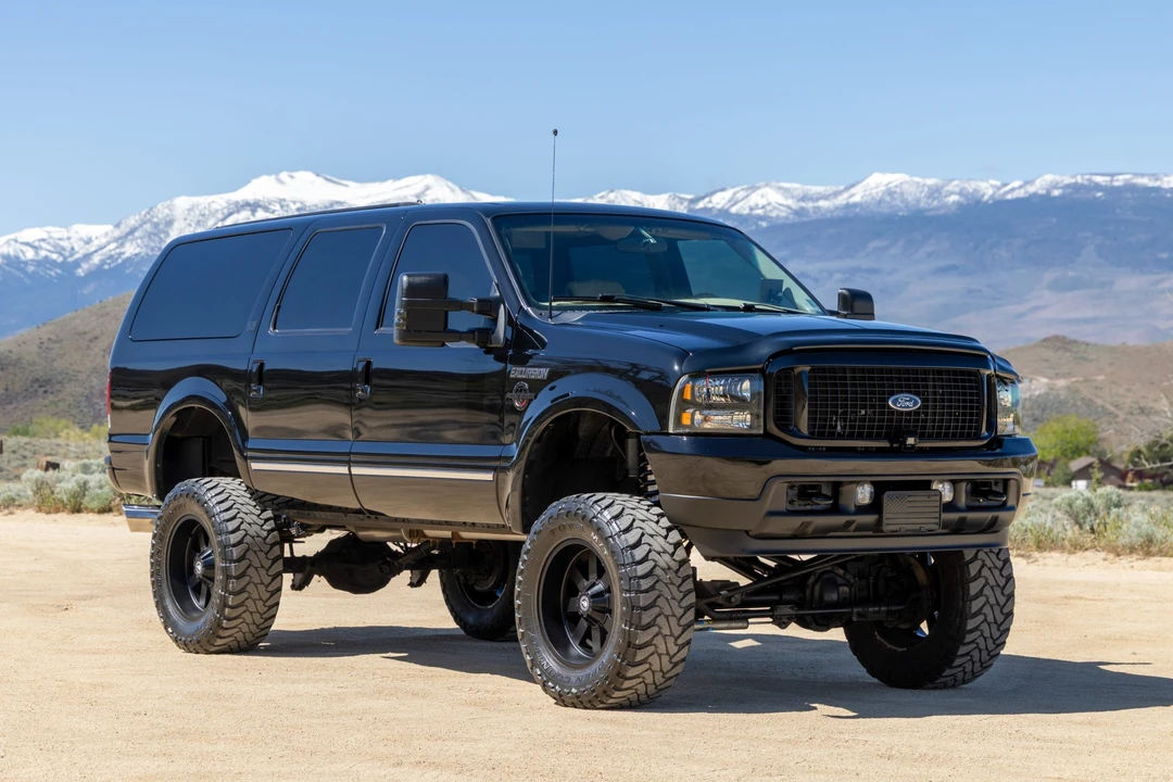 2002 Ford Excursion - Image 9 of 31