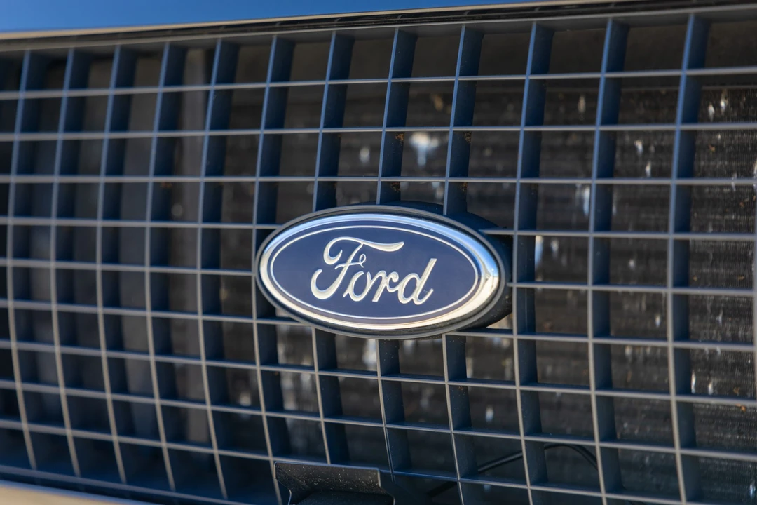 2002 Ford Excursion - Image 31 of 31