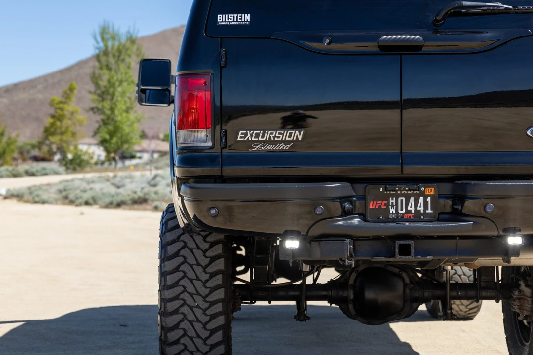 2002 Ford Excursion - Image 17 of 31