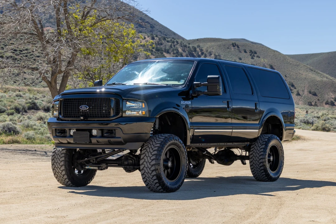 2002 Ford Excursion - Image 12 of 31