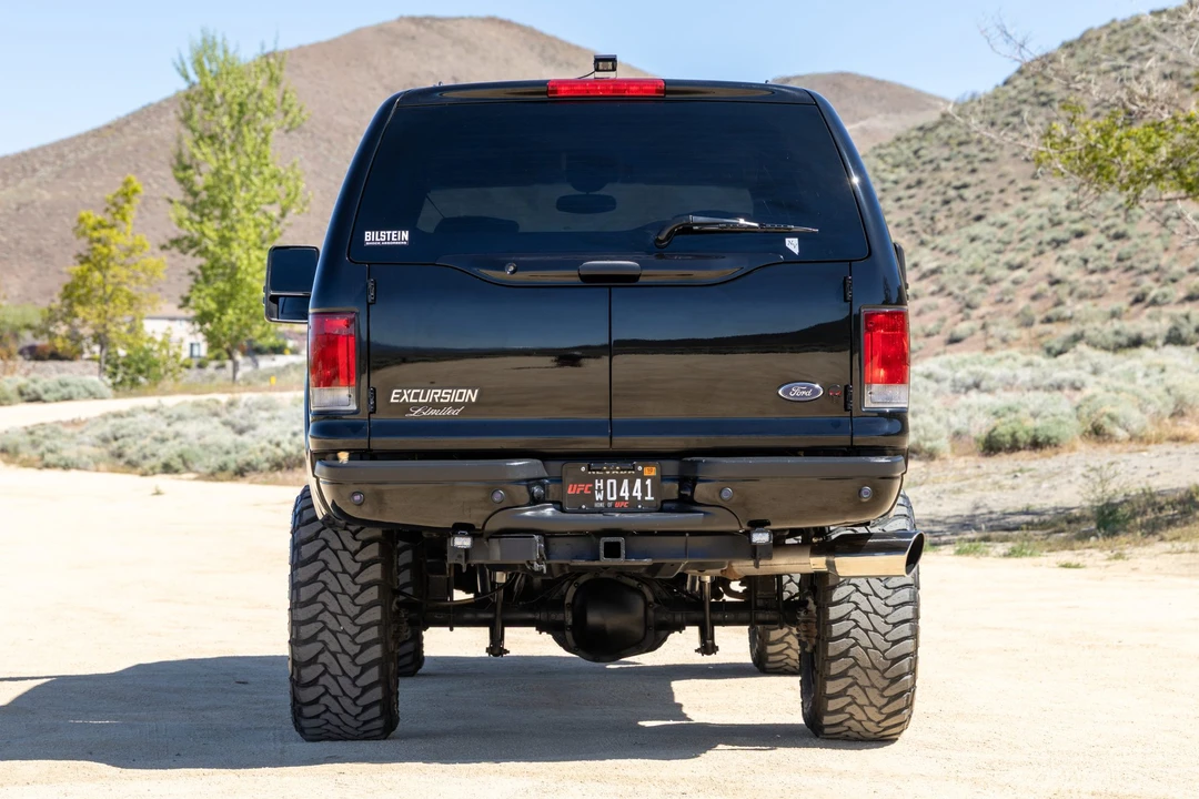 2002 Ford Excursion - Image 16 of 31