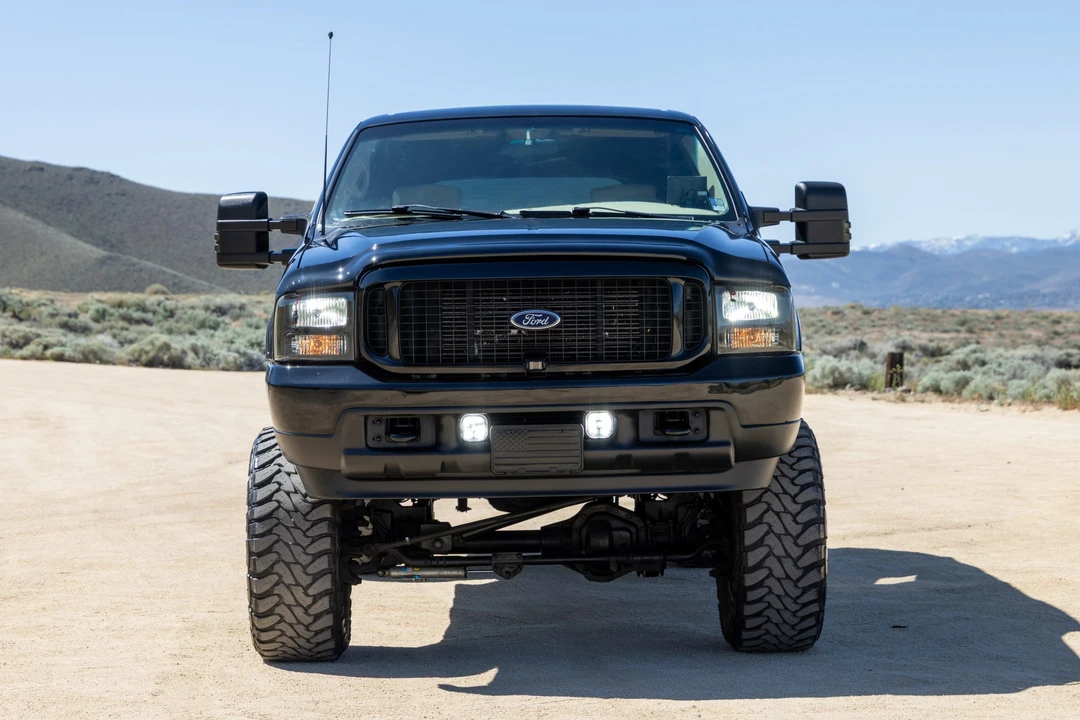 2002 Ford Excursion - Image 11 of 31