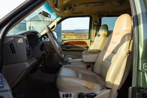 2002 Ford Excursion - Image 4 of 7