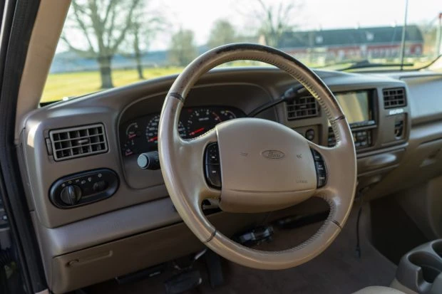 2002 Ford Excursion - Image 5 of 7