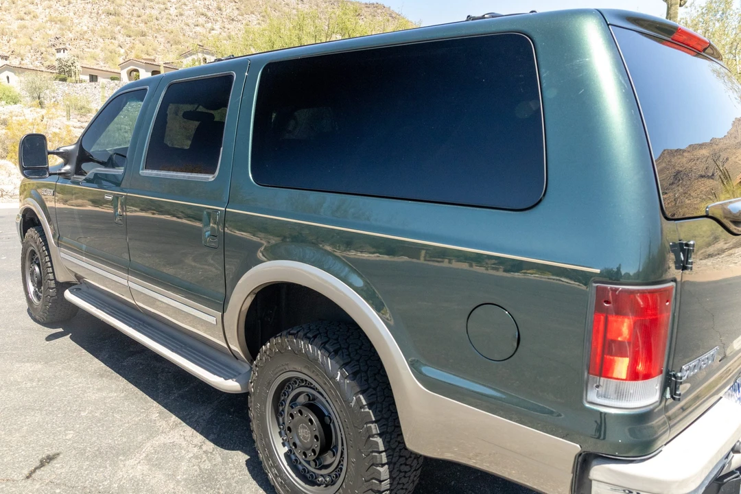 2002 Ford Excursion - Image 23 of 31