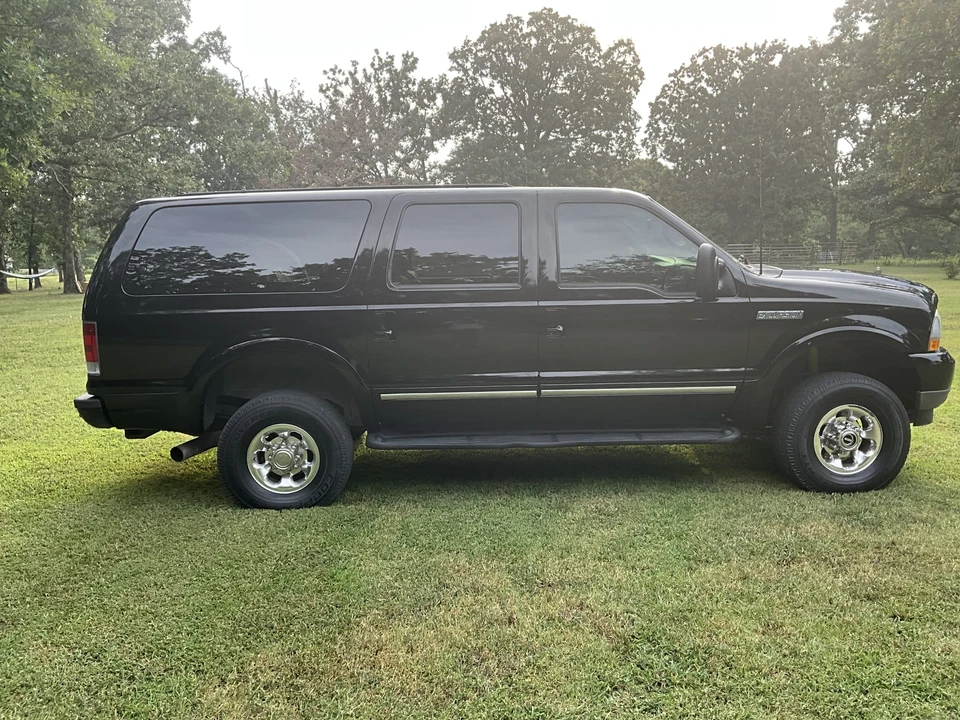 2002 Ford Excursion - Image 17 of 31