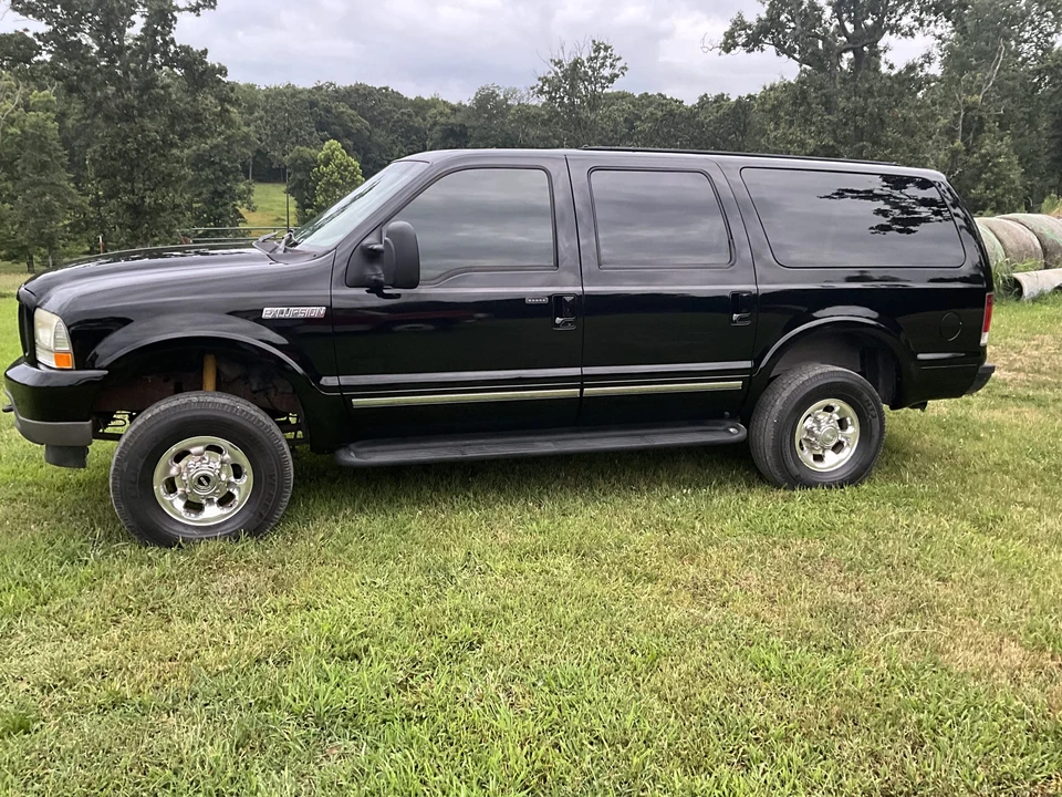 2002 Ford Excursion - Image 28 of 31