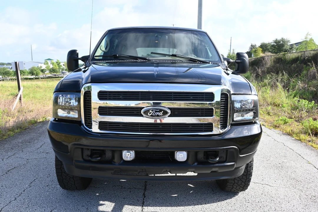 2002 Ford Excursion - Image 17 of 31