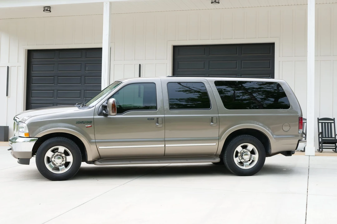 2002 Ford Excursion - Image 27 of 31