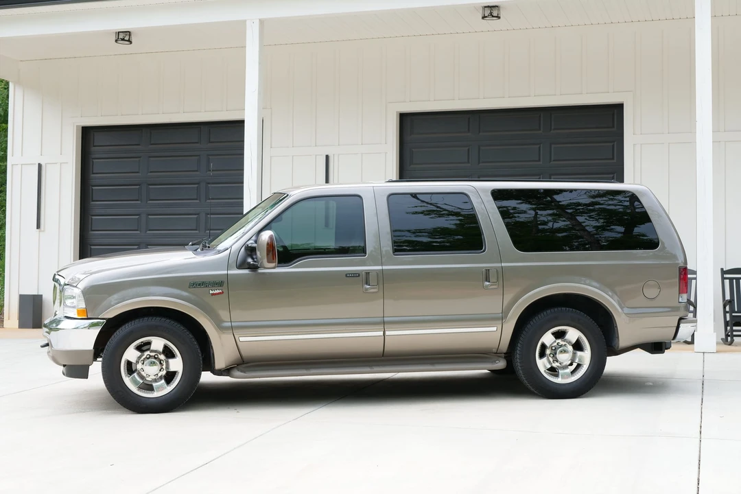 2002 Ford Excursion - Image 26 of 31
