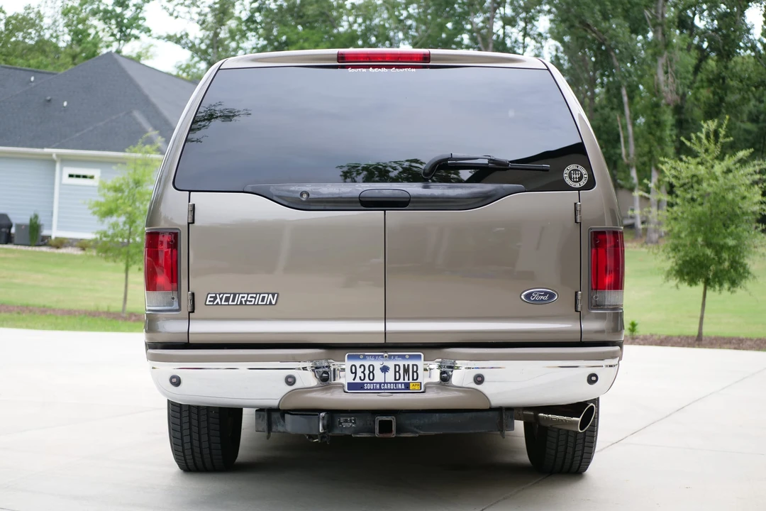2002 Ford Excursion - Image 19 of 31