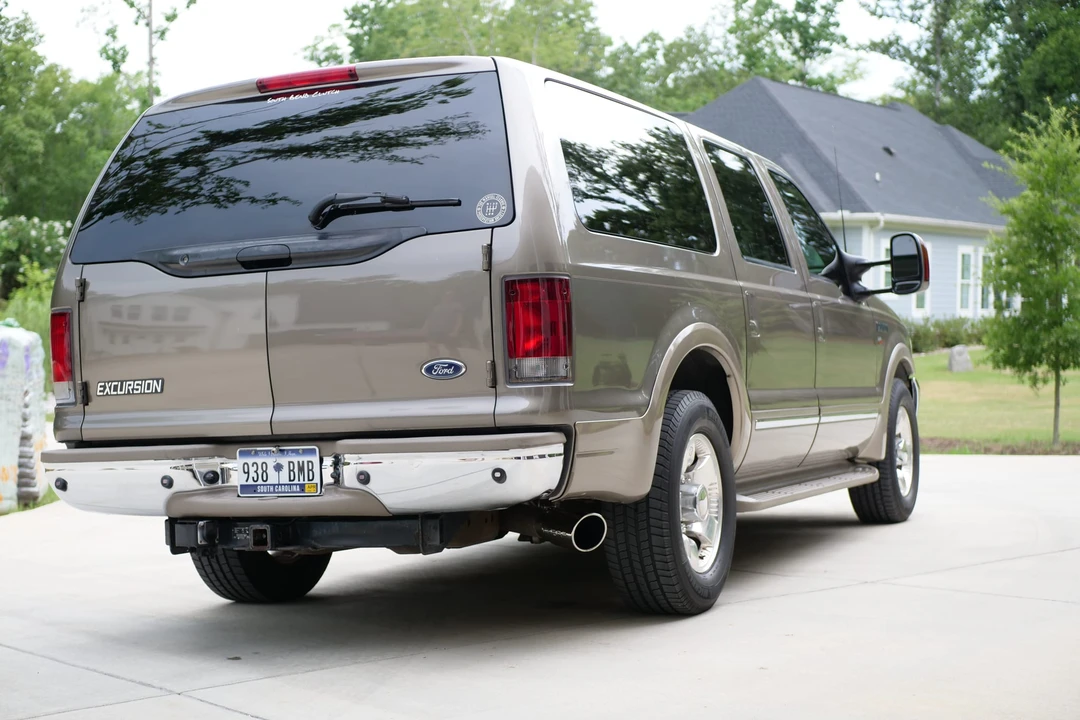 2002 Ford Excursion - Image 13 of 31