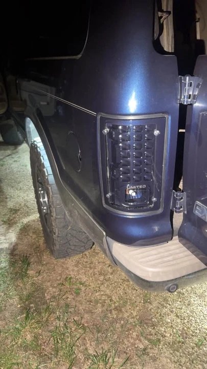 2002 Ford Excursion - Image 4 of 7