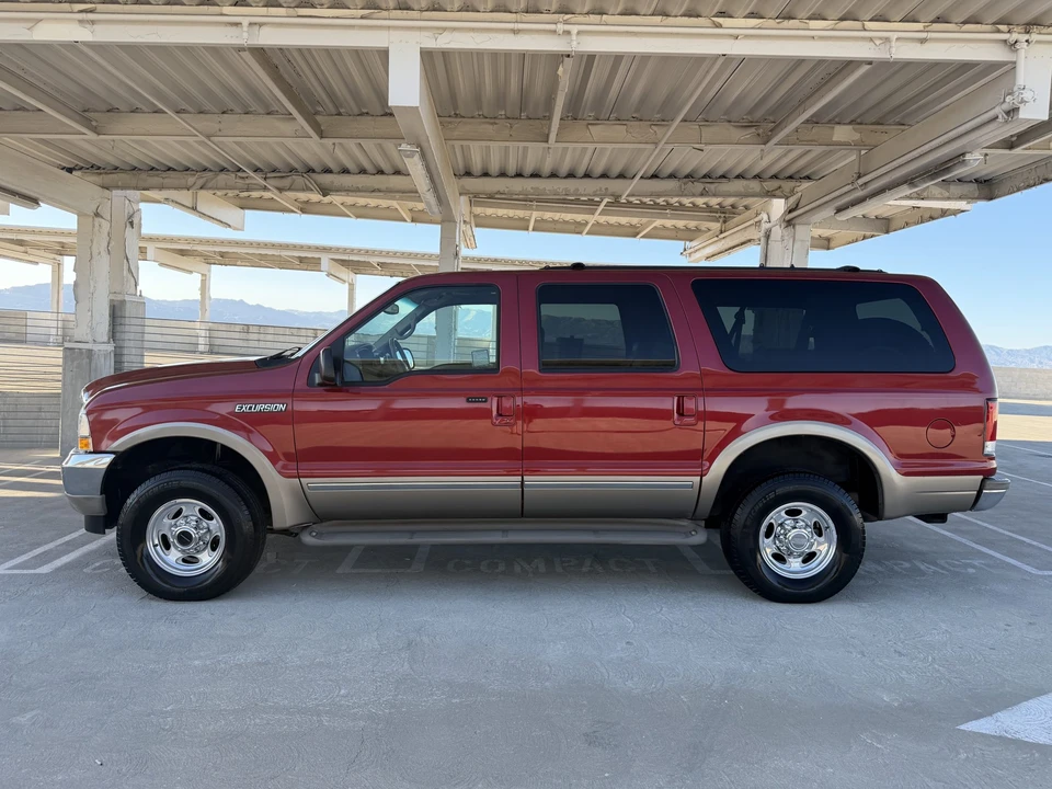 2002 Ford Excursion - Image 13 of 31