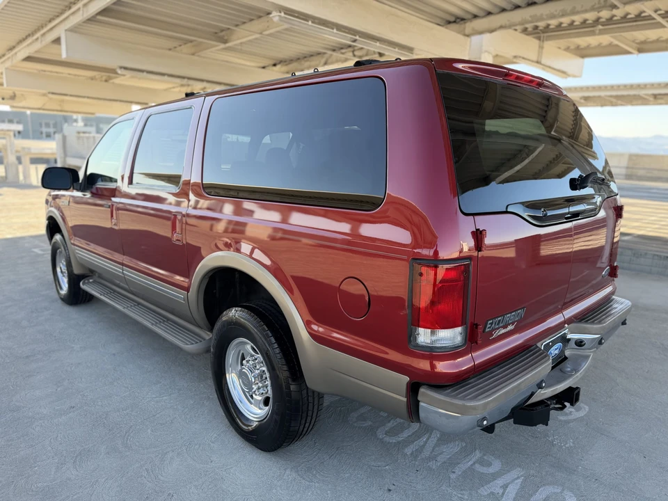 2002 Ford Excursion - Image 16 of 31