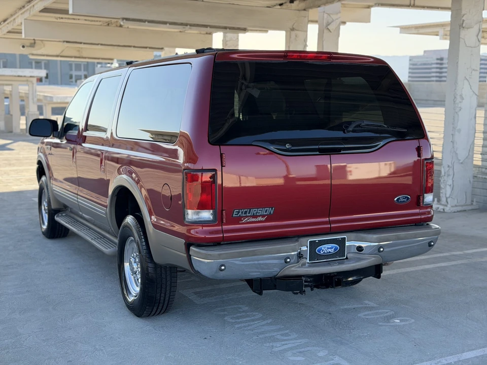 2002 Ford Excursion - Image 19 of 31