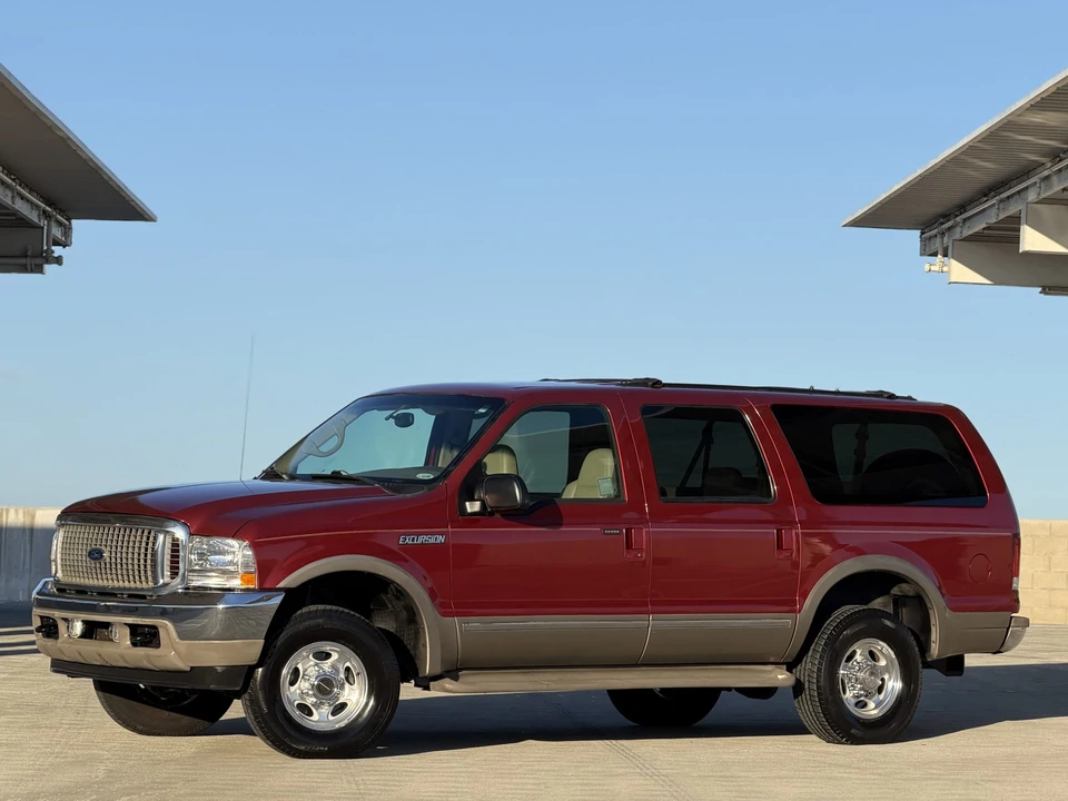 2002 Ford Excursion - Image 12 of 31