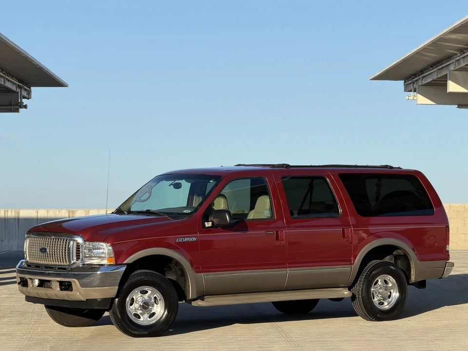 2002 Ford Excursion - Image 11 of 31