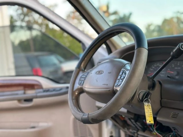 2002 Ford Excursion - Image 12 of 14