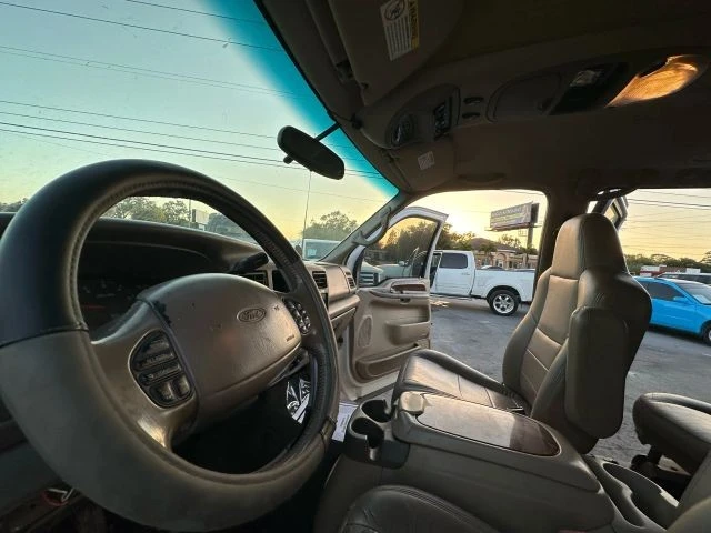 2002 Ford Excursion - Image 10 of 14