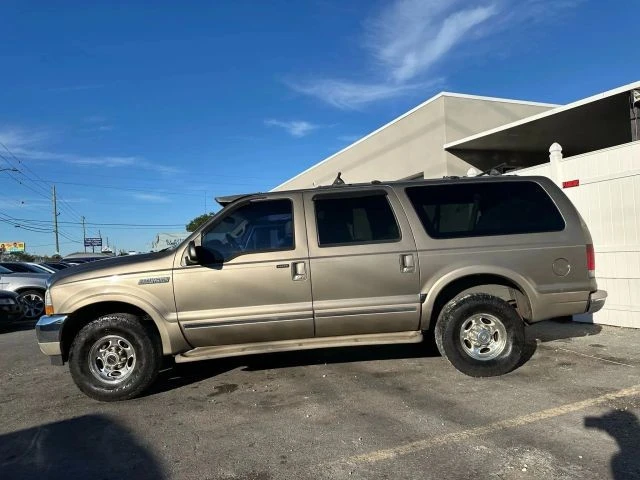 2002 Ford Excursion - Image 2 of 12