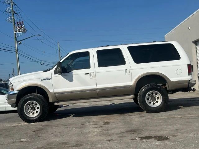 2002 Ford Excursion - Image 2 of 12