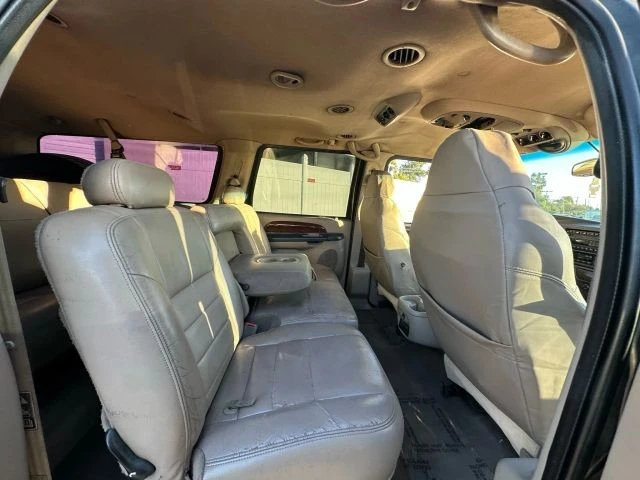 2002 Ford Excursion - Image 11 of 12