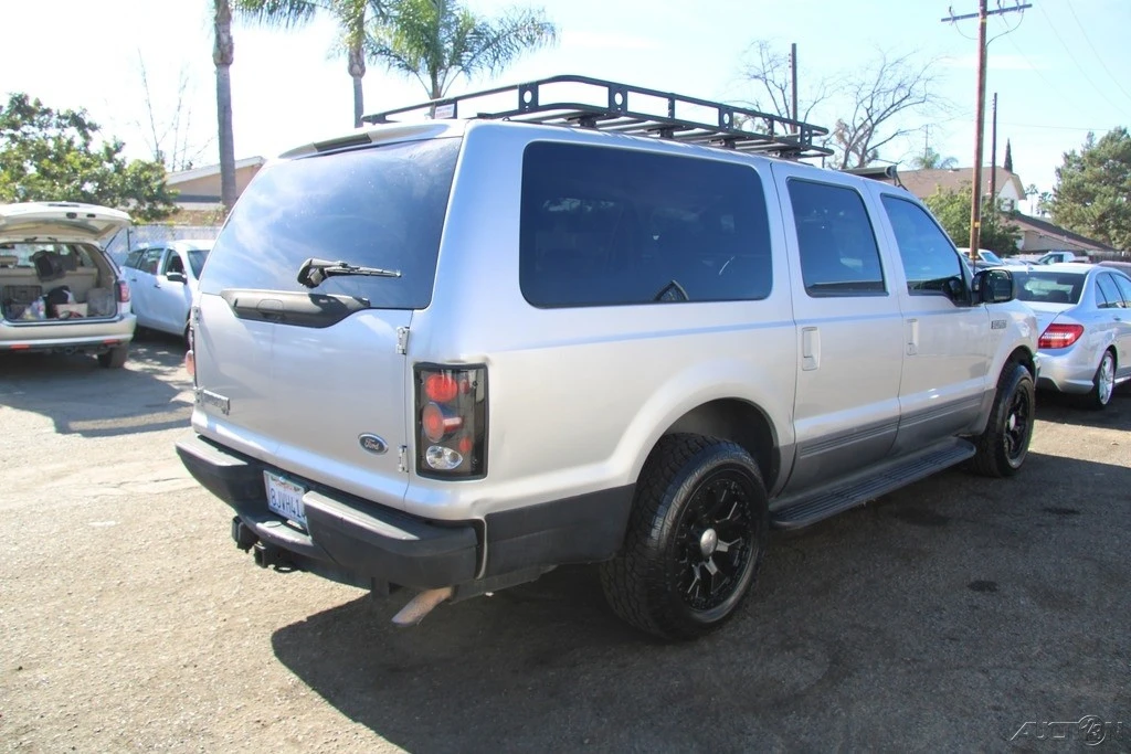 2002 Ford Excursion - Image 7 of 21