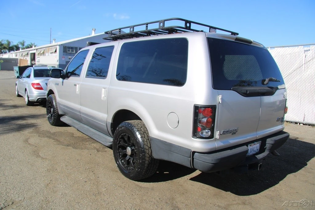 2002 Ford Excursion - Image 5 of 21