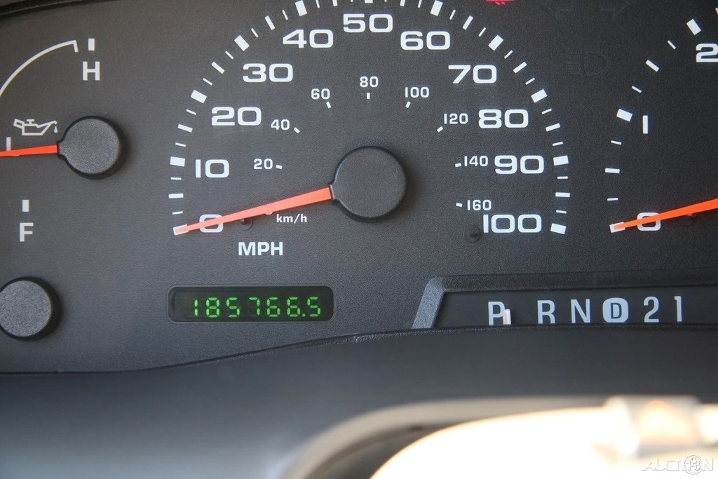 2002 Ford Excursion - Image 17 of 21