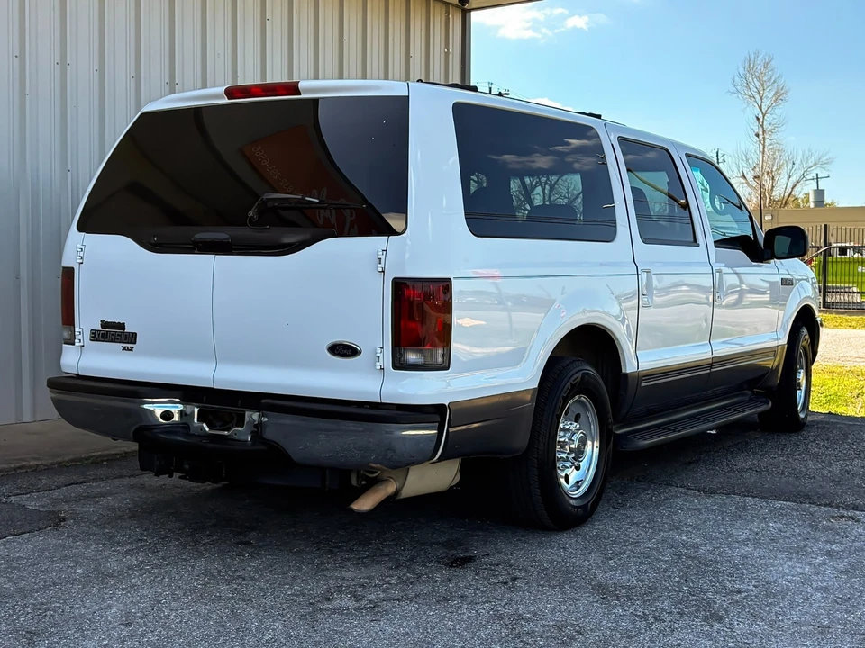 2002 Ford Excursion - Image 15 of 21