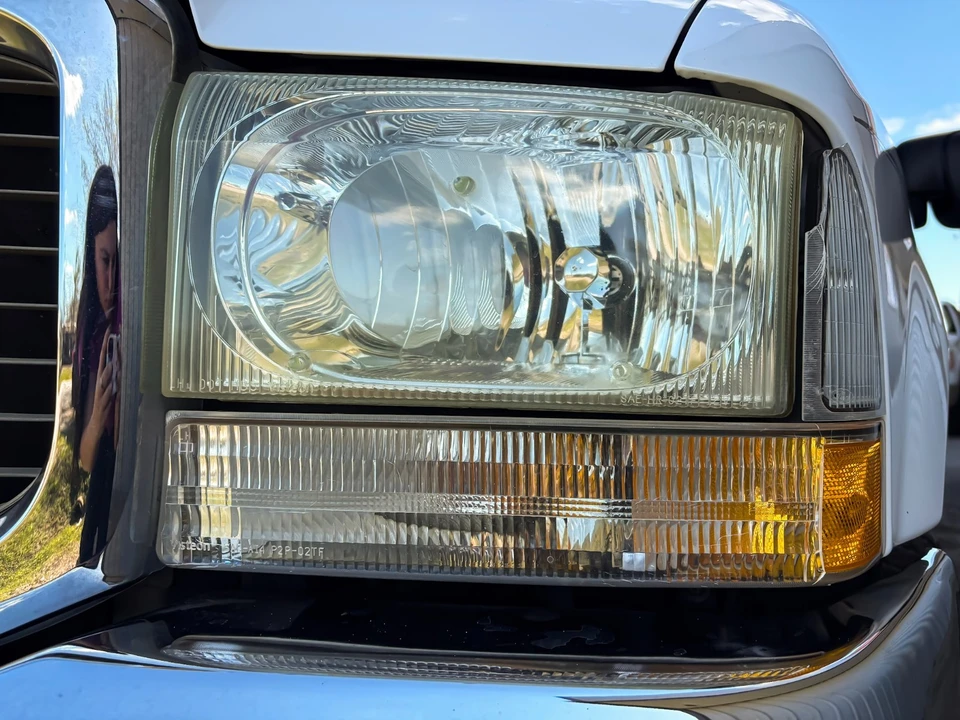 2002 Ford Excursion - Image 9 of 21