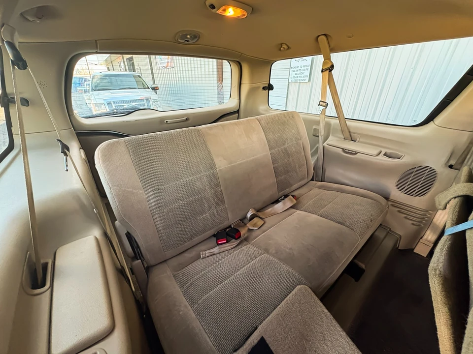 2002 Ford Excursion - Image 20 of 21