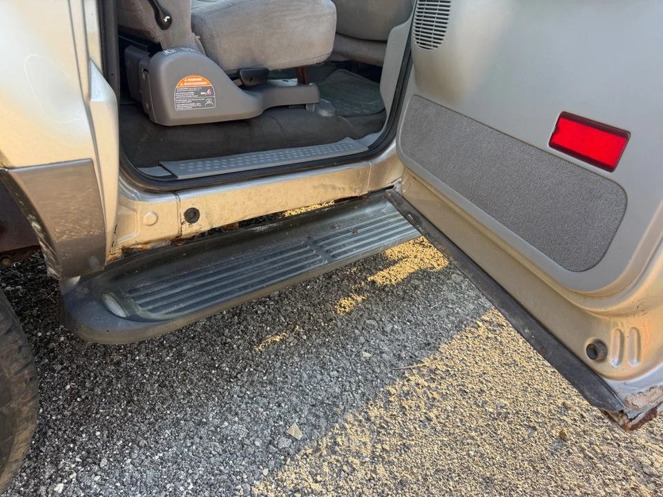 2002 Ford Excursion - Image 19 of 21