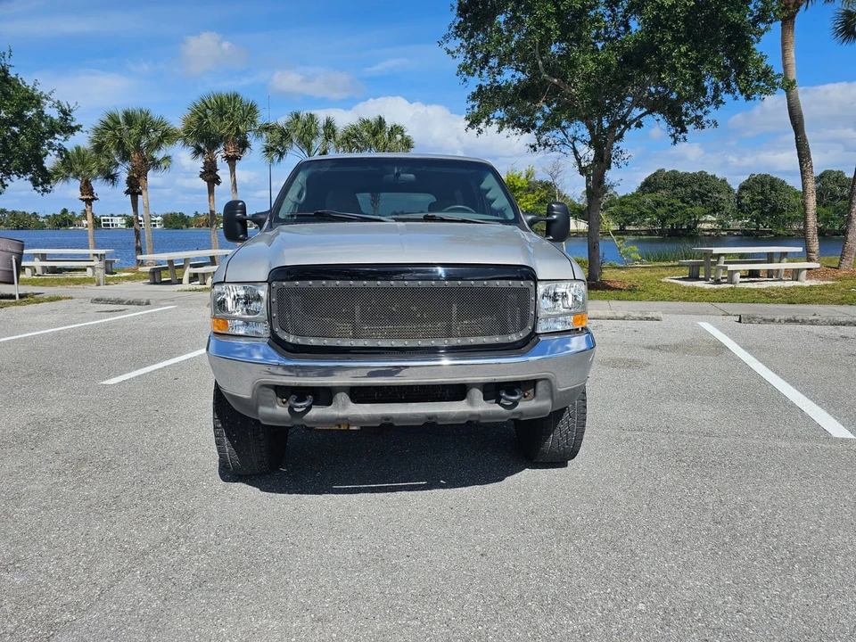 2002 Ford Excursion - Image 11 of 21