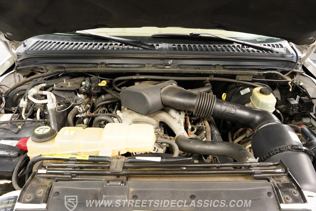 2002 Ford Excursion - Image 3 of 12