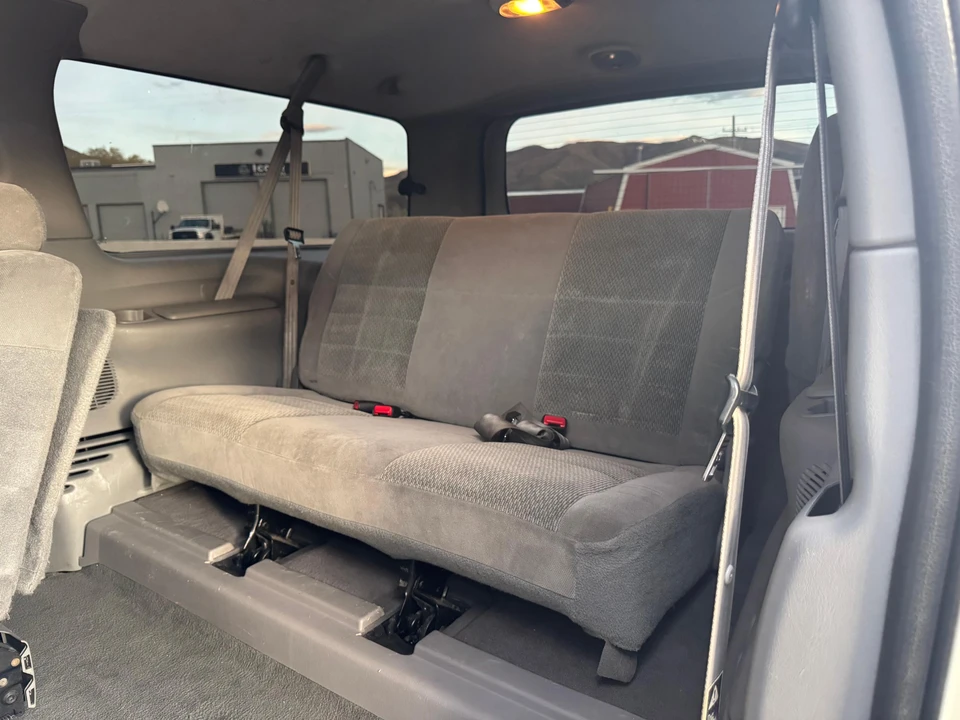 2002 Ford Excursion - Image 29 of 31