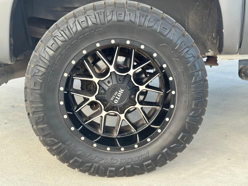 2002 Ford Excursion - Image 19 of 31