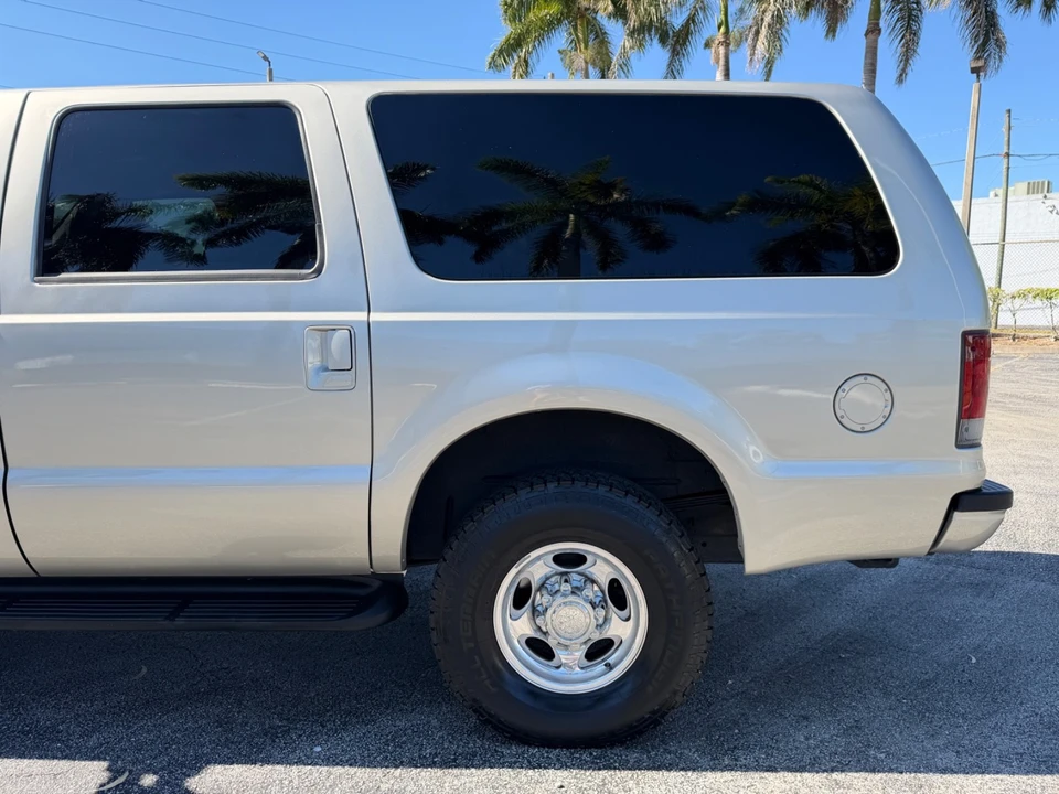 2002 Ford Excursion - Image 8 of 21