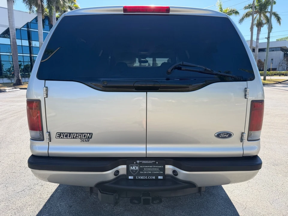2002 Ford Excursion - Image 10 of 21
