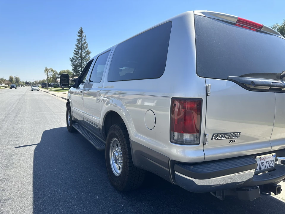 2002 Ford Excursion - Image 20 of 31
