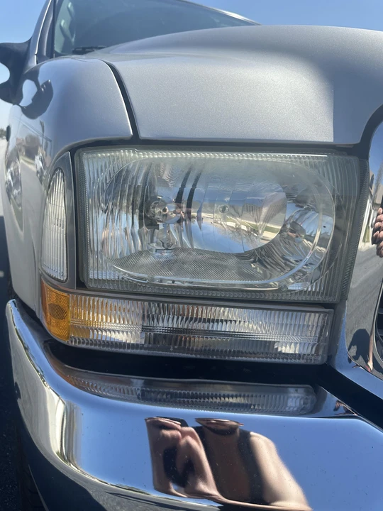 2002 Ford Excursion - Image 16 of 31