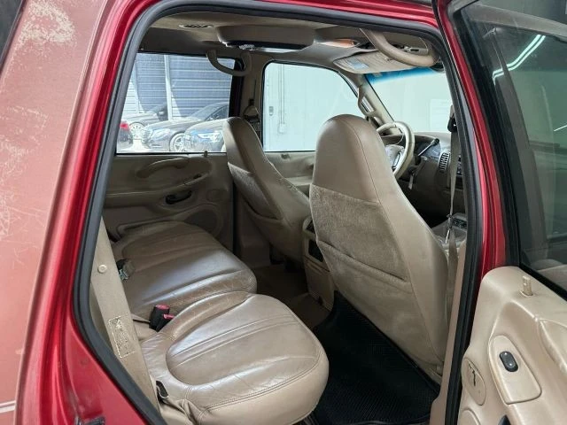 2002 Ford Expedition 1st Gen - Image 10 of 12