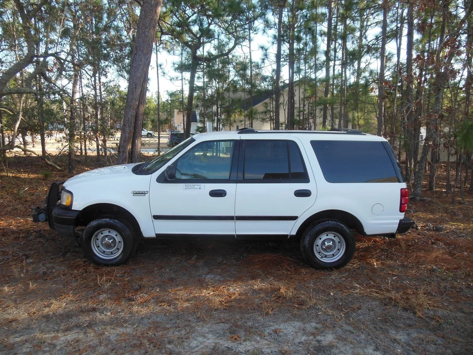 2002 Ford Expedition 1st Gen - Image 3 of 20