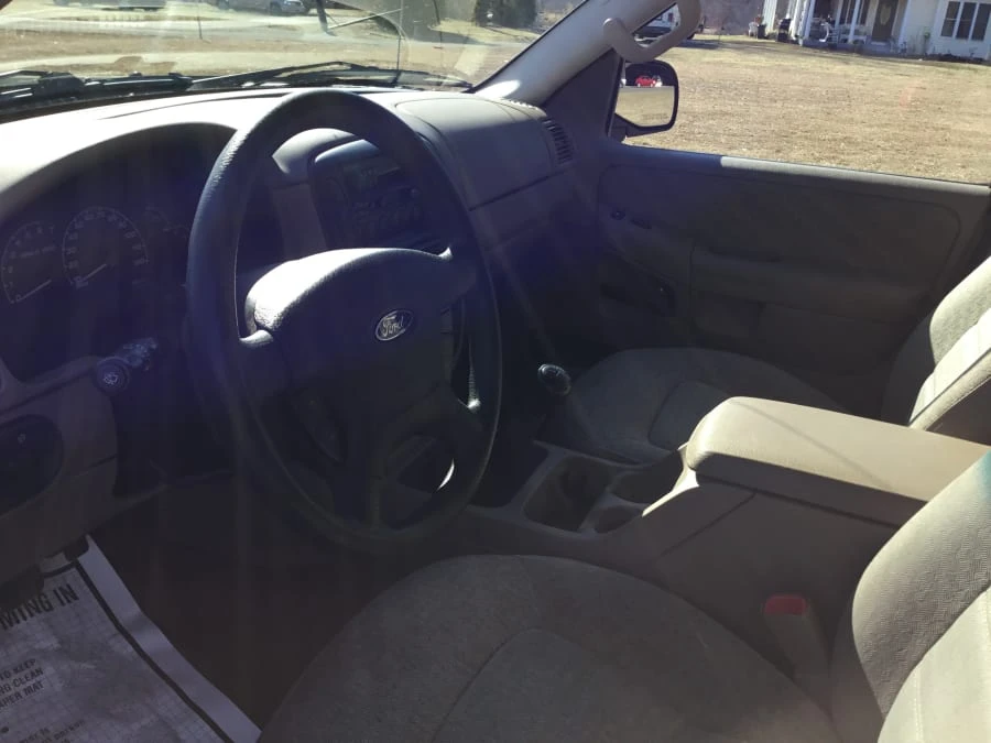 2002 Ford Explorer - Image 5 of 8