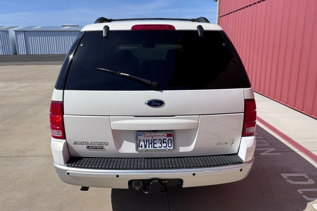 2002 Ford Explorer 3rd Gen - Image 5 of 31