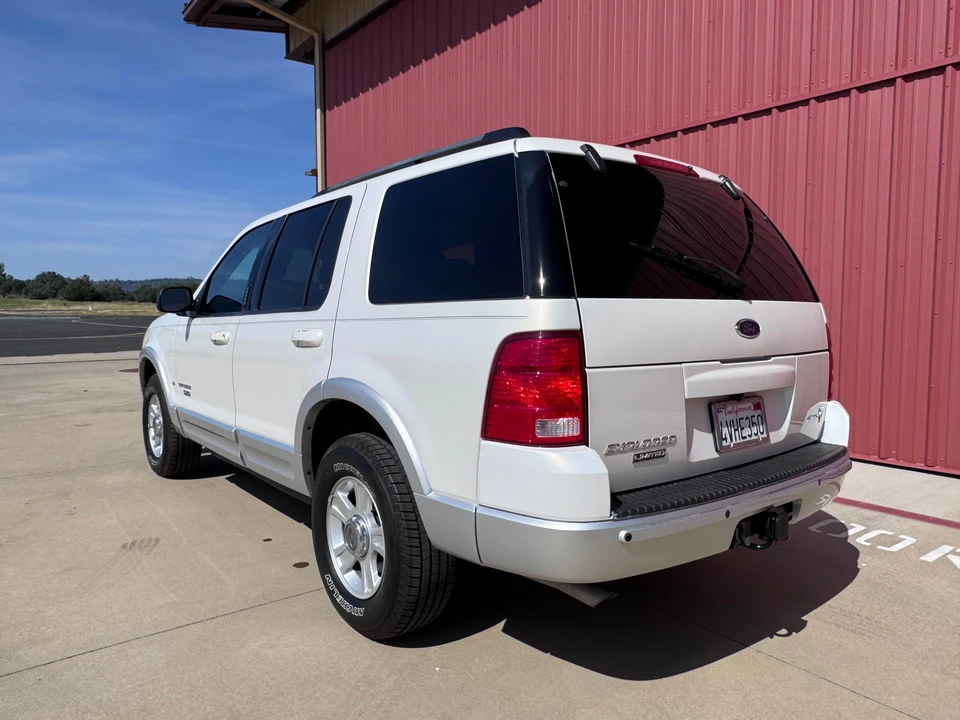 2002 Ford Explorer 3rd Gen - Image 16 of 31